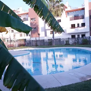 Sunny Place 2 Bedrooms, 8 Min From The Beach Apartamento
